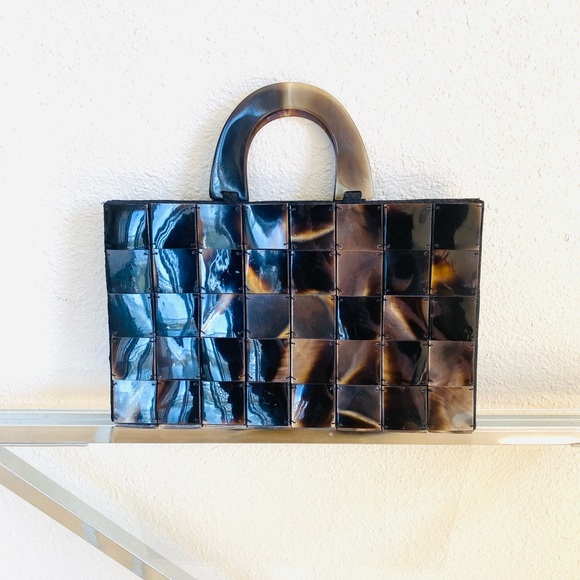 [NWOT] Shell + Embroidered Silk Purse | Clutch - Picture 1 of 6